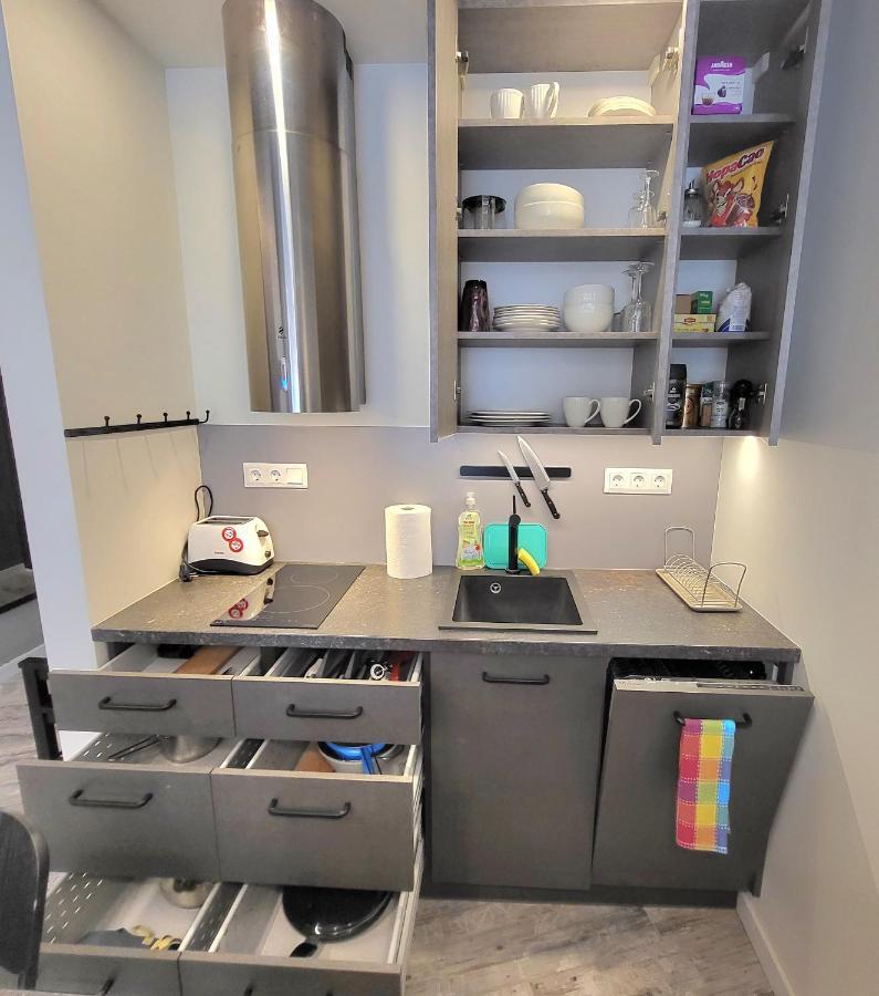 Happy Inn Laime Studio, Self Check-In-24-7, A-C, Parking-In-The-Underground-Garage Vilnius Ngoại thất bức ảnh